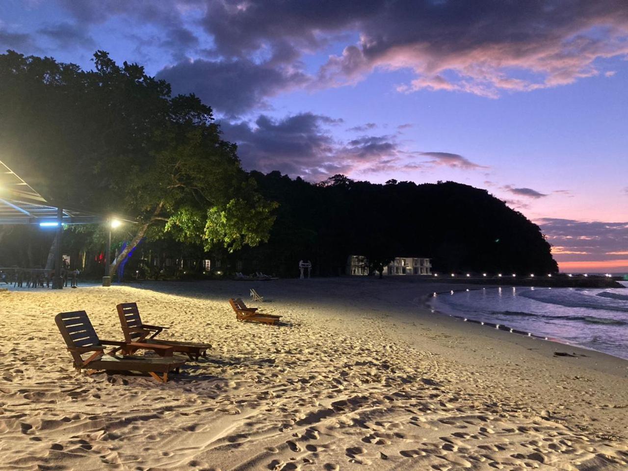 Dolphin Bay Island Resort Kota Belud Екстер'єр фото